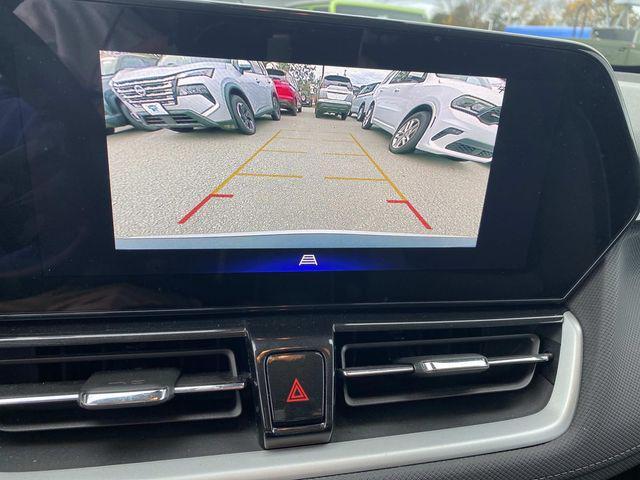 used 2024 Chevrolet TrailBlazer car, priced at $24,589