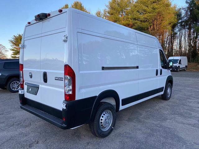 new 2025 Ram ProMaster 2500 car, priced at $53,700