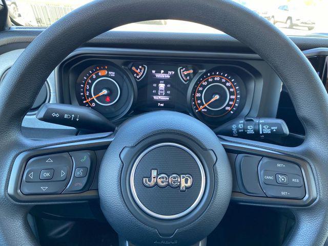 new 2025 Jeep Wrangler car, priced at $39,150