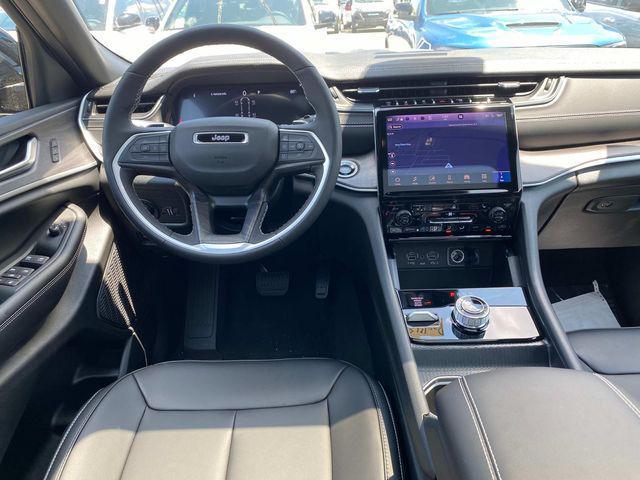 new 2025 Jeep Grand Cherokee L car, priced at $48,287