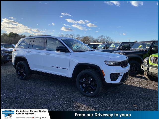 new 2025 Jeep Grand Cherokee car, priced at $47,780