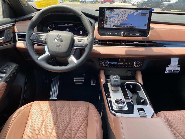new 2025 Mitsubishi Outlander car, priced at $47,000