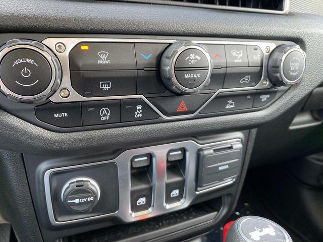 new 2025 Jeep Wrangler car, priced at $36,958