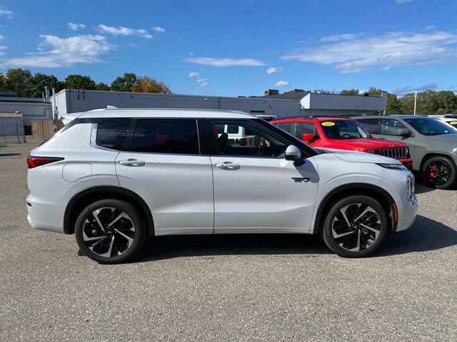 new 2025 Mitsubishi Outlander PHEV car, priced at $49,005