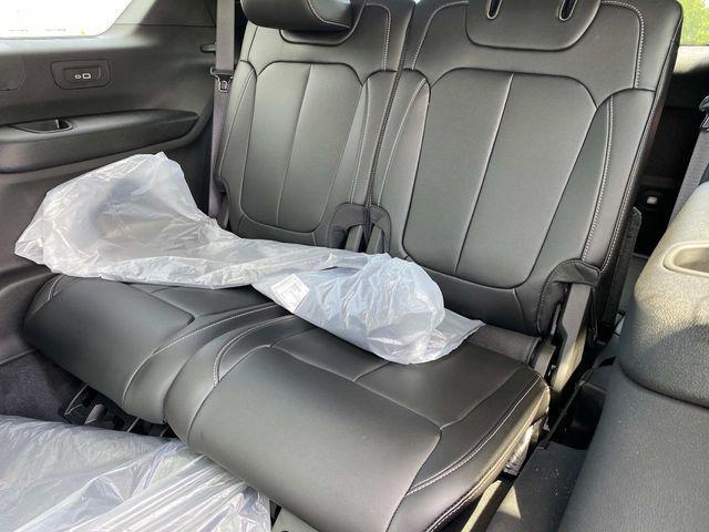 new 2025 Jeep Grand Cherokee L car, priced at $48,287