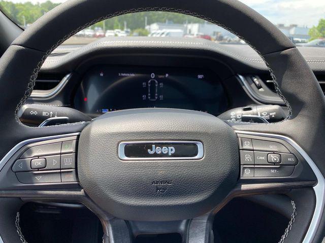 new 2025 Jeep Grand Cherokee L car, priced at $48,287