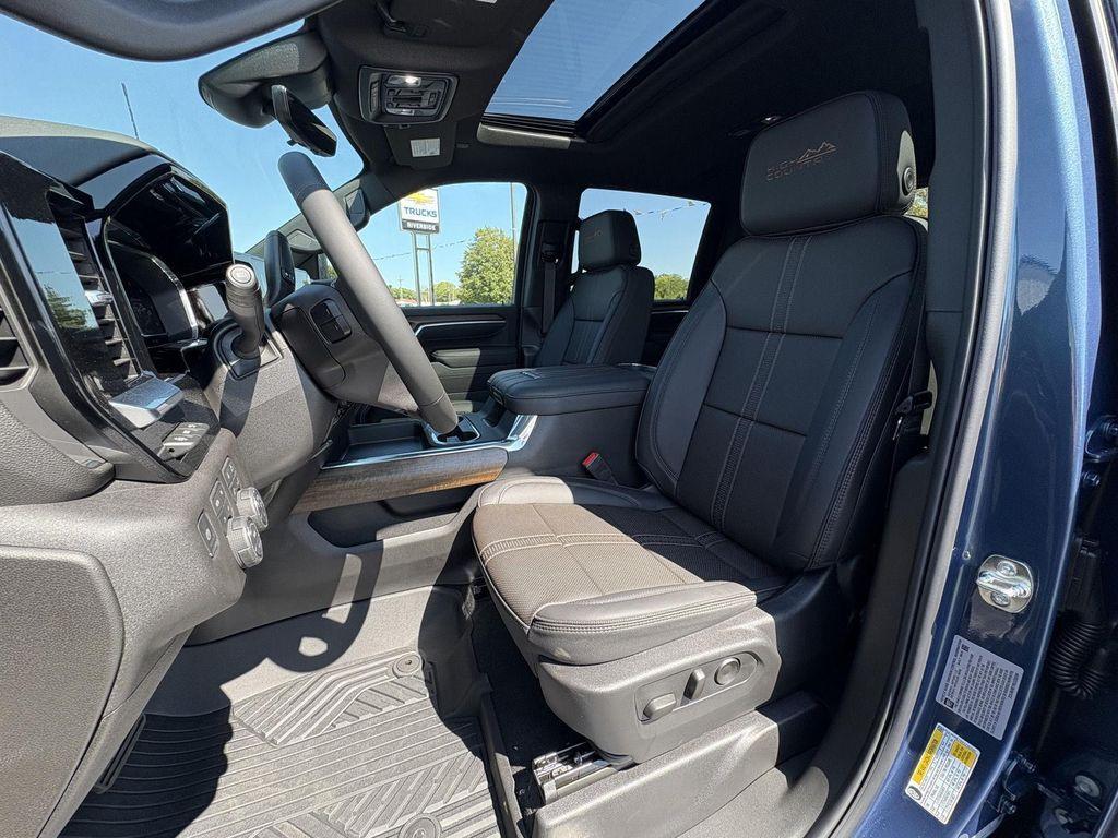 new 2025 Chevrolet Silverado 2500 car, priced at $84,029
