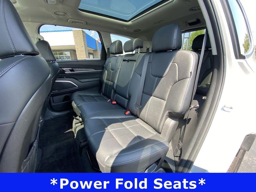 used 2024 Kia Telluride car, priced at $44,277