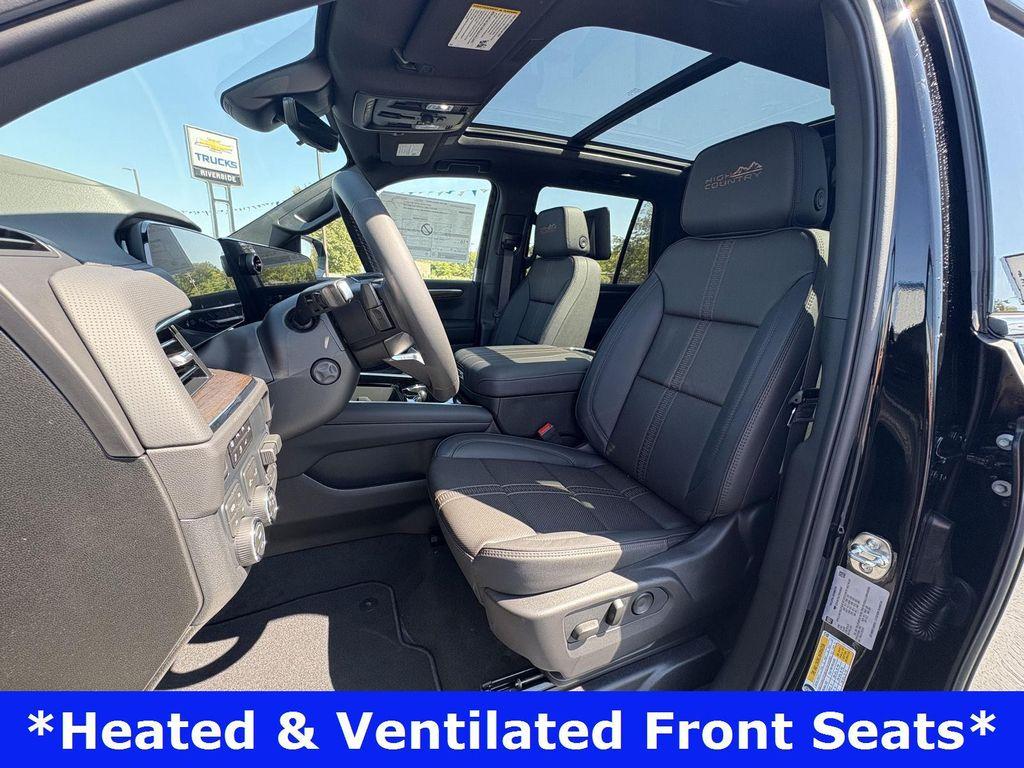 new 2025 Chevrolet Tahoe car, priced at $89,524