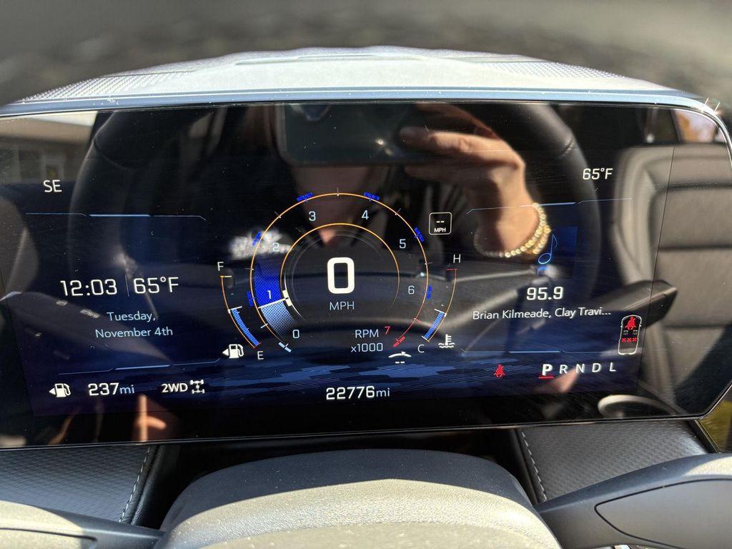 used 2025 Chevrolet Equinox car, priced at $28,399