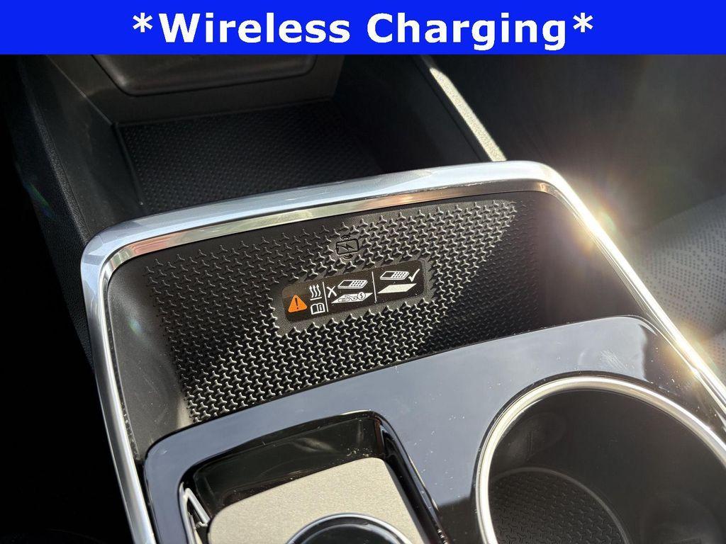 new 2026 Chevrolet Equinox car, priced at $33,600