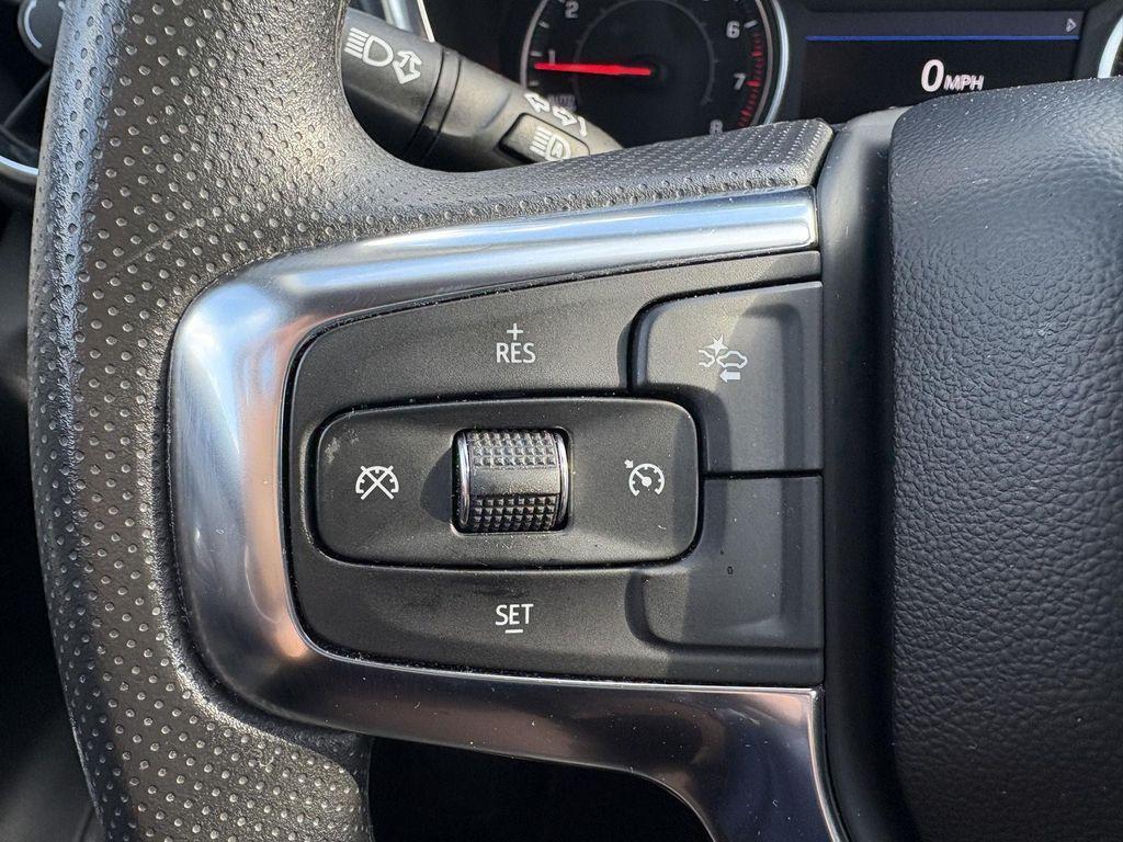 used 2025 Chevrolet Blazer car, priced at $31,344