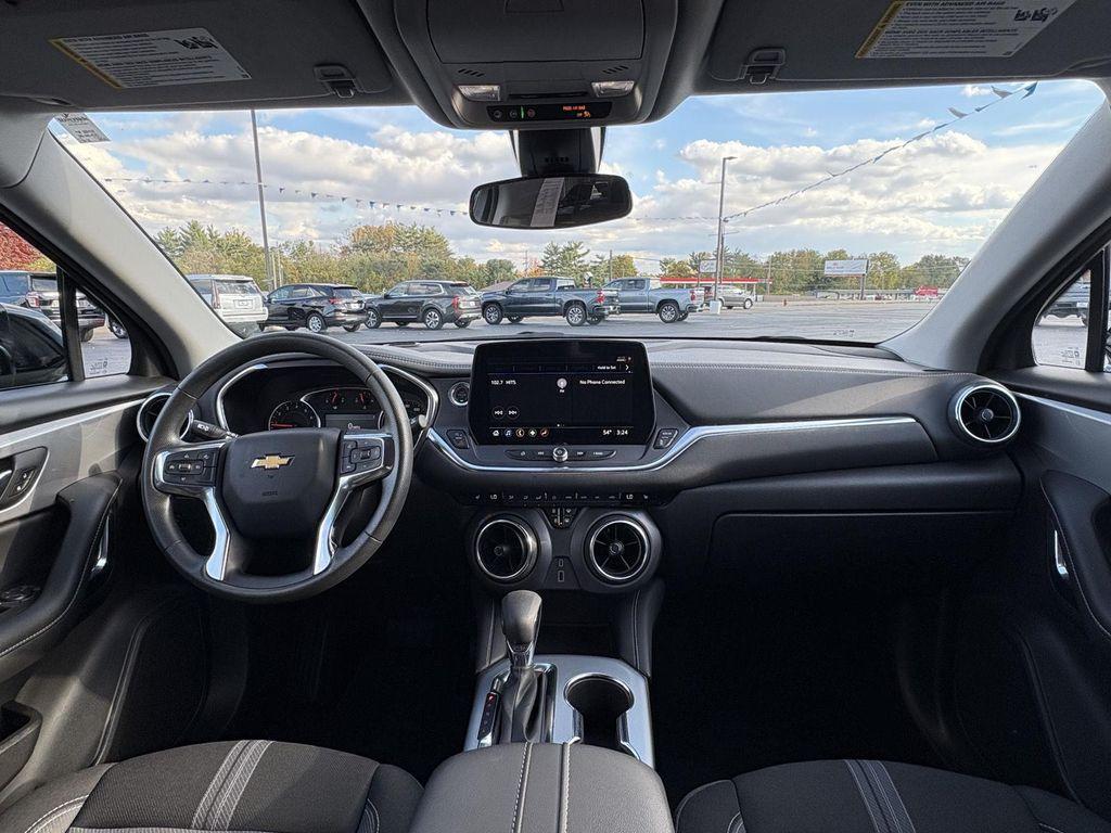 used 2025 Chevrolet Blazer car, priced at $31,344