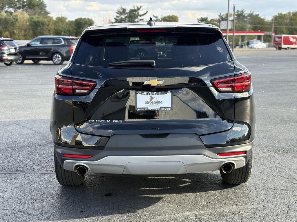 used 2025 Chevrolet Blazer car, priced at $31,344