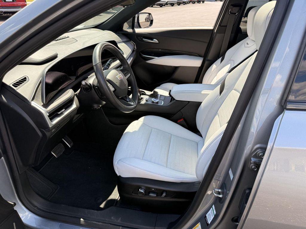 used 2024 Cadillac XT4 car, priced at $37,495
