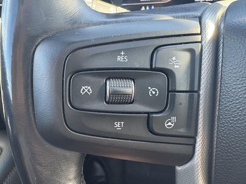 used 2022 GMC Yukon car, priced at $54,569