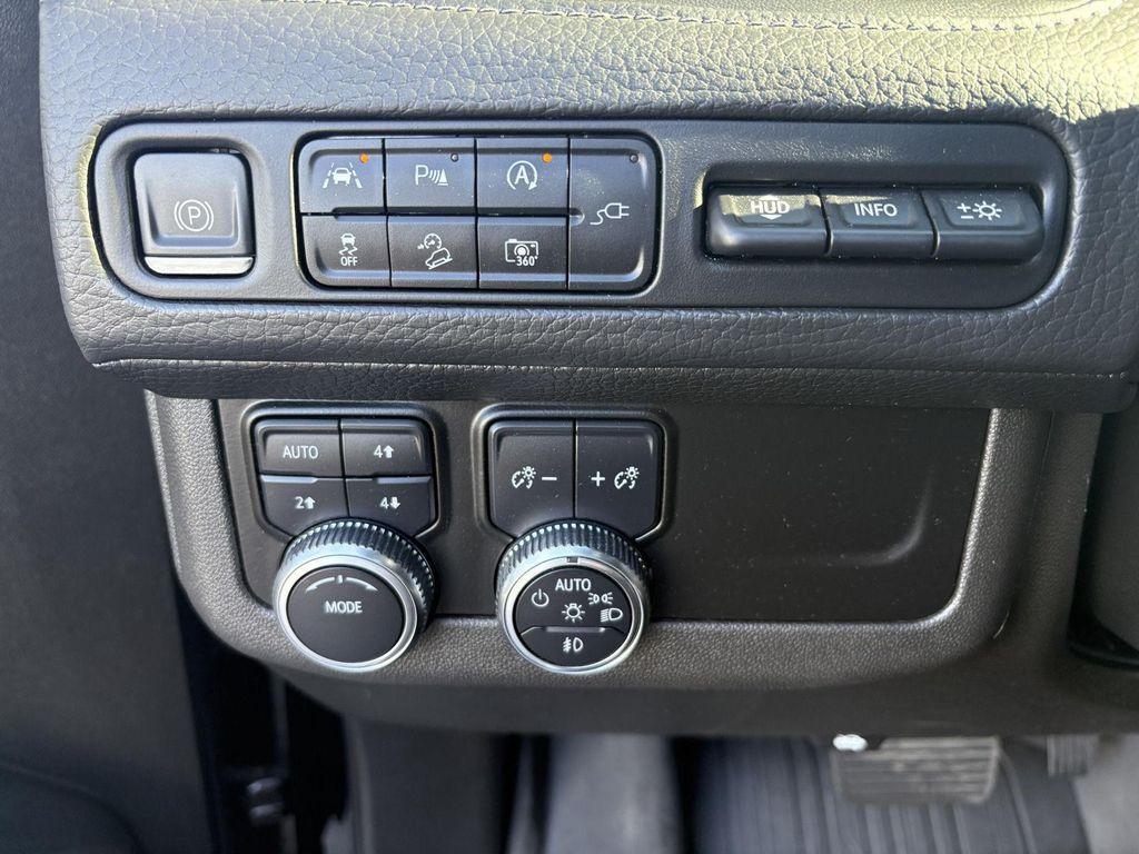 used 2022 GMC Yukon car, priced at $54,569