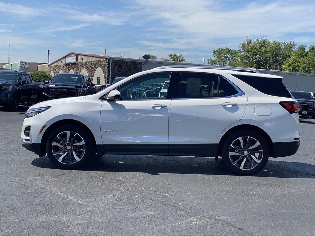 used 2022 Chevrolet Equinox car, priced at $24,856