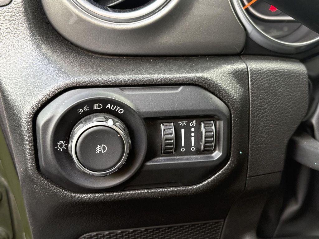 used 2022 Jeep Wrangler Unlimited car, priced at $31,344
