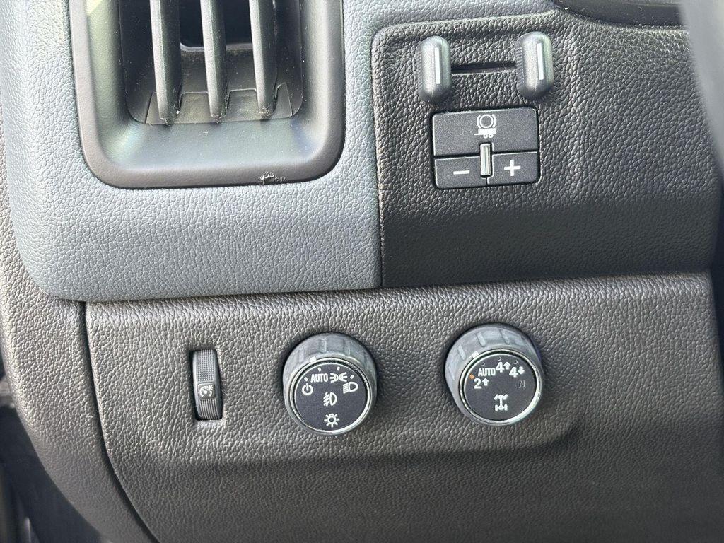 used 2021 Chevrolet Colorado car, priced at $27,141