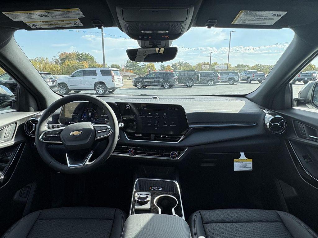 new 2026 Chevrolet Equinox car, priced at $34,135