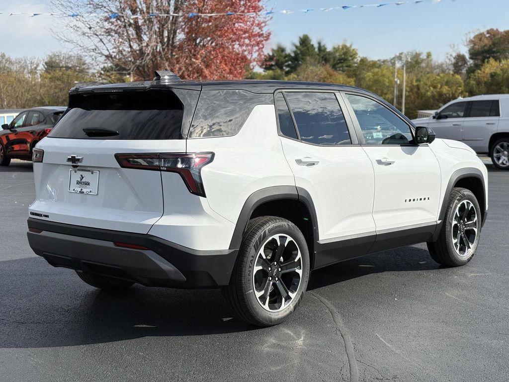 new 2026 Chevrolet Equinox car, priced at $34,135
