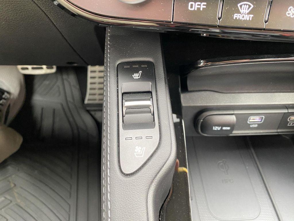 used 2024 Kia Telluride car, priced at $45,690