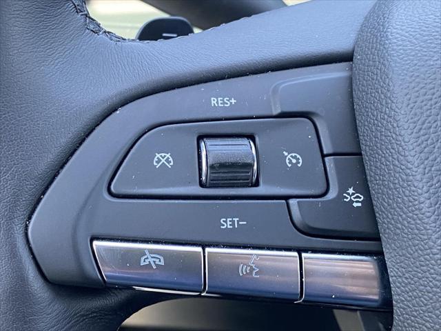 used 2025 Cadillac XT4 car, priced at $40,699