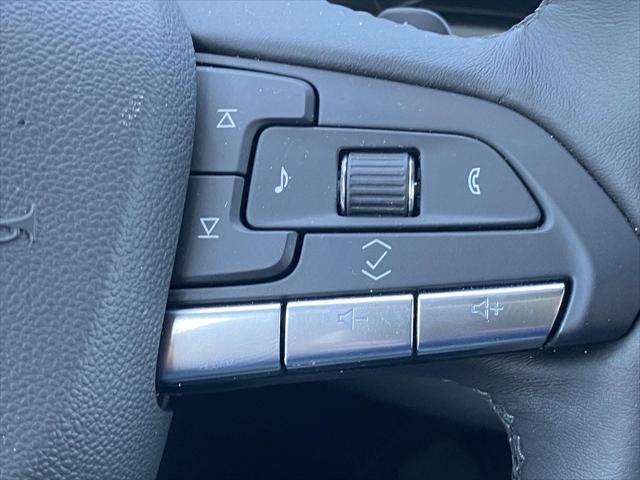 used 2025 Cadillac XT4 car, priced at $40,699