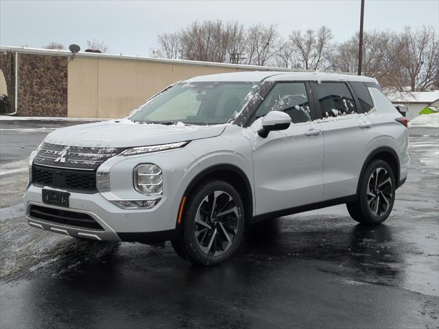 used 2023 Mitsubishi Outlander car, priced at $24,995