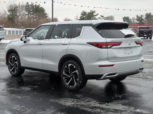 used 2023 Mitsubishi Outlander car, priced at $24,995