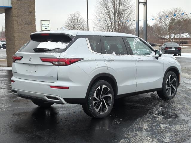 used 2023 Mitsubishi Outlander car, priced at $24,995