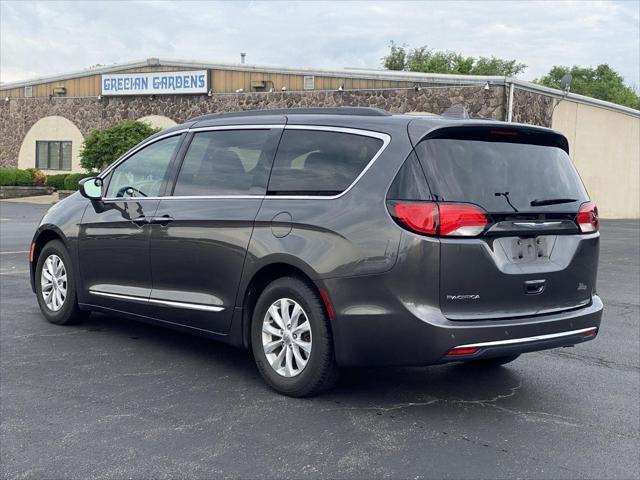 used 2017 Chrysler Pacifica car, priced at $14,555