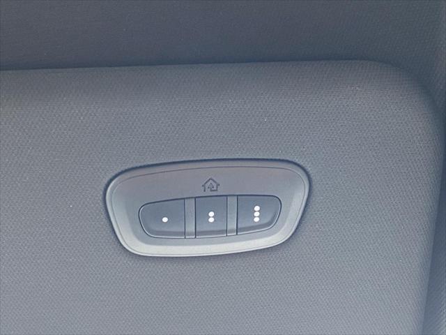 used 2021 Ram 1500 car, priced at $34,404