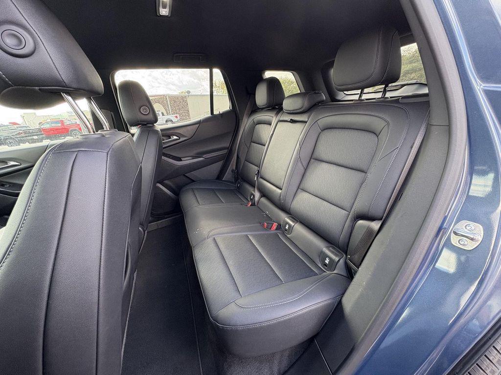 used 2025 Chevrolet Equinox car, priced at $28,399