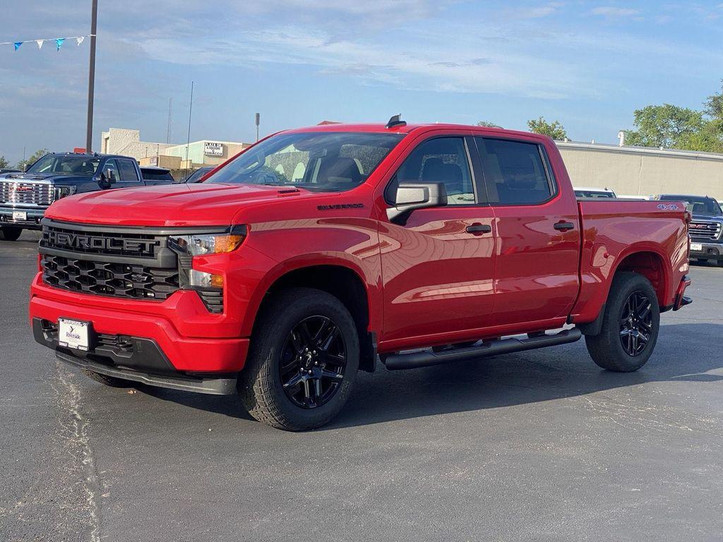 new 2025 Chevrolet Silverado 1500 car, priced at $45,296