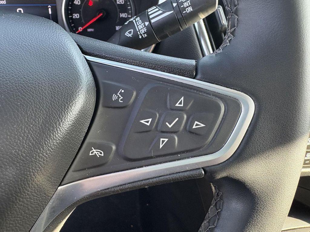 used 2023 Chevrolet Equinox car, priced at $22,605
