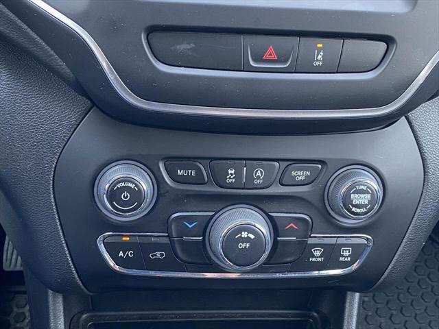 used 2022 Jeep Cherokee car, priced at $24,670