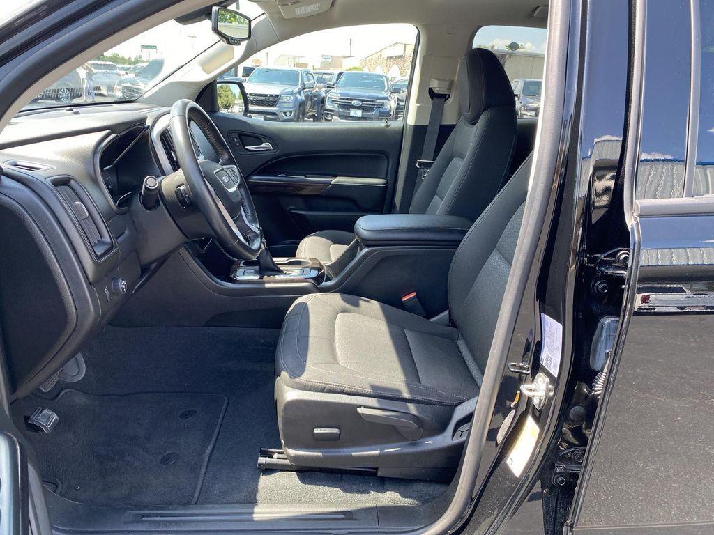 used 2022 GMC Canyon car, priced at $27,198