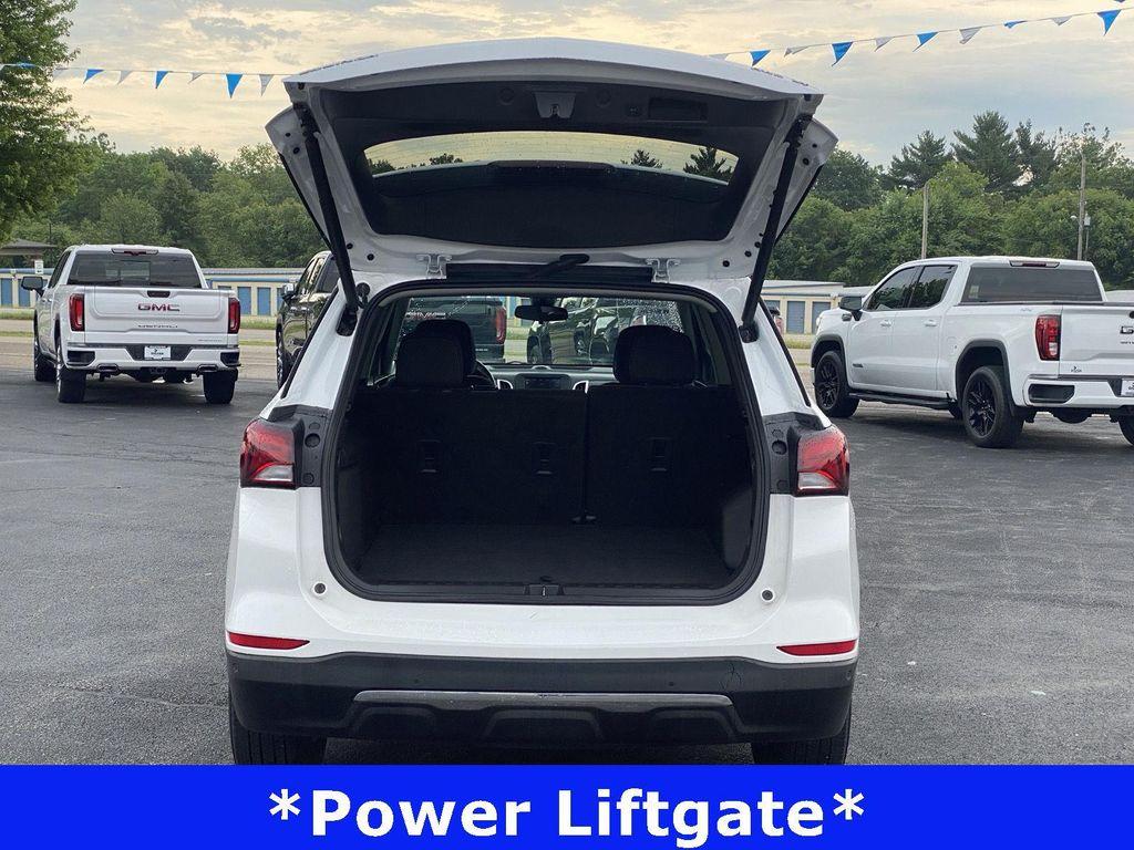 used 2022 Chevrolet Equinox car, priced at $22,098