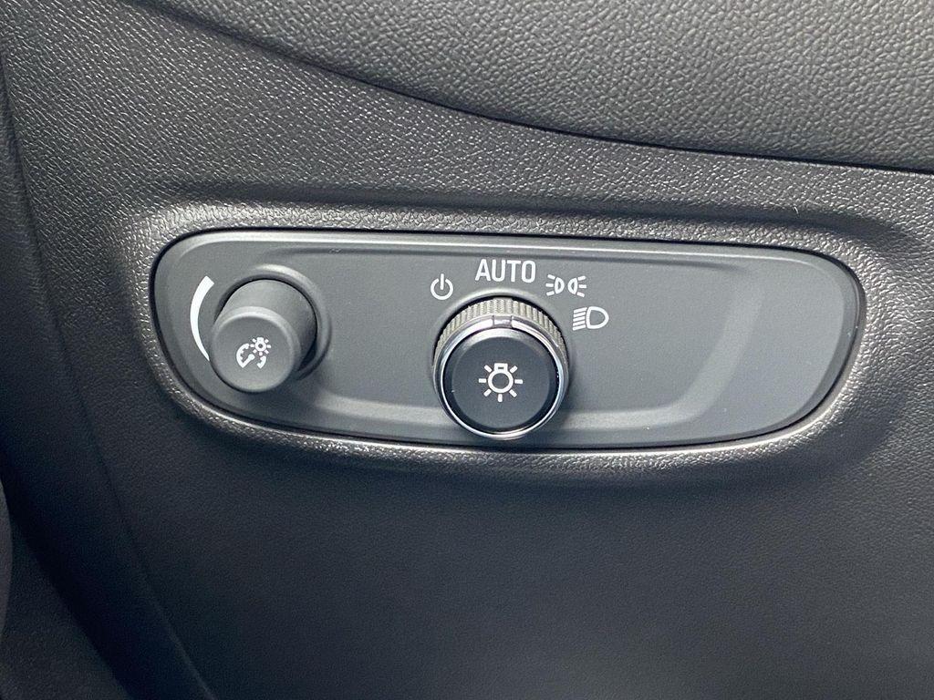used 2022 Chevrolet Equinox car, priced at $22,098