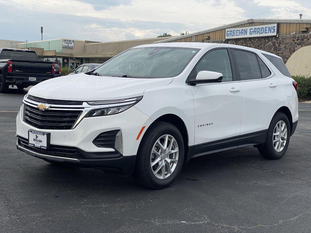 used 2022 Chevrolet Equinox car, priced at $22,098