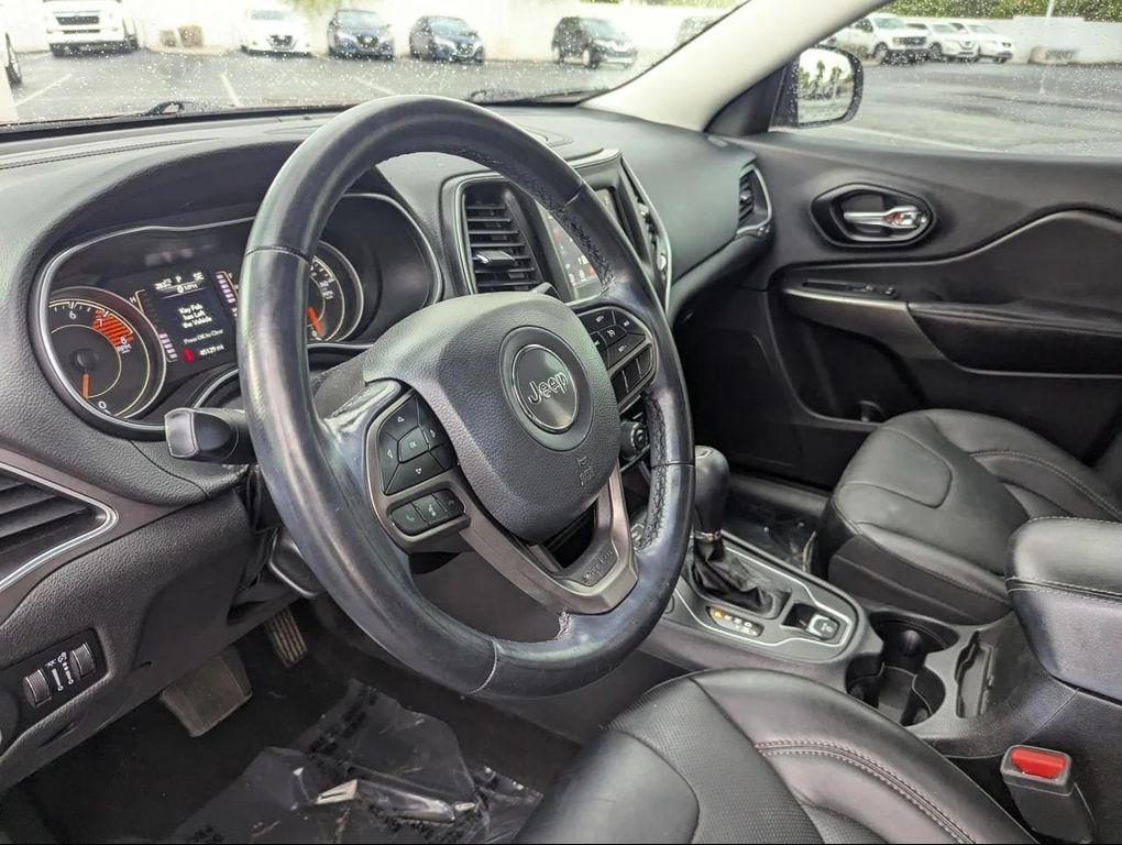 used 2021 Jeep Cherokee car, priced at $18,877