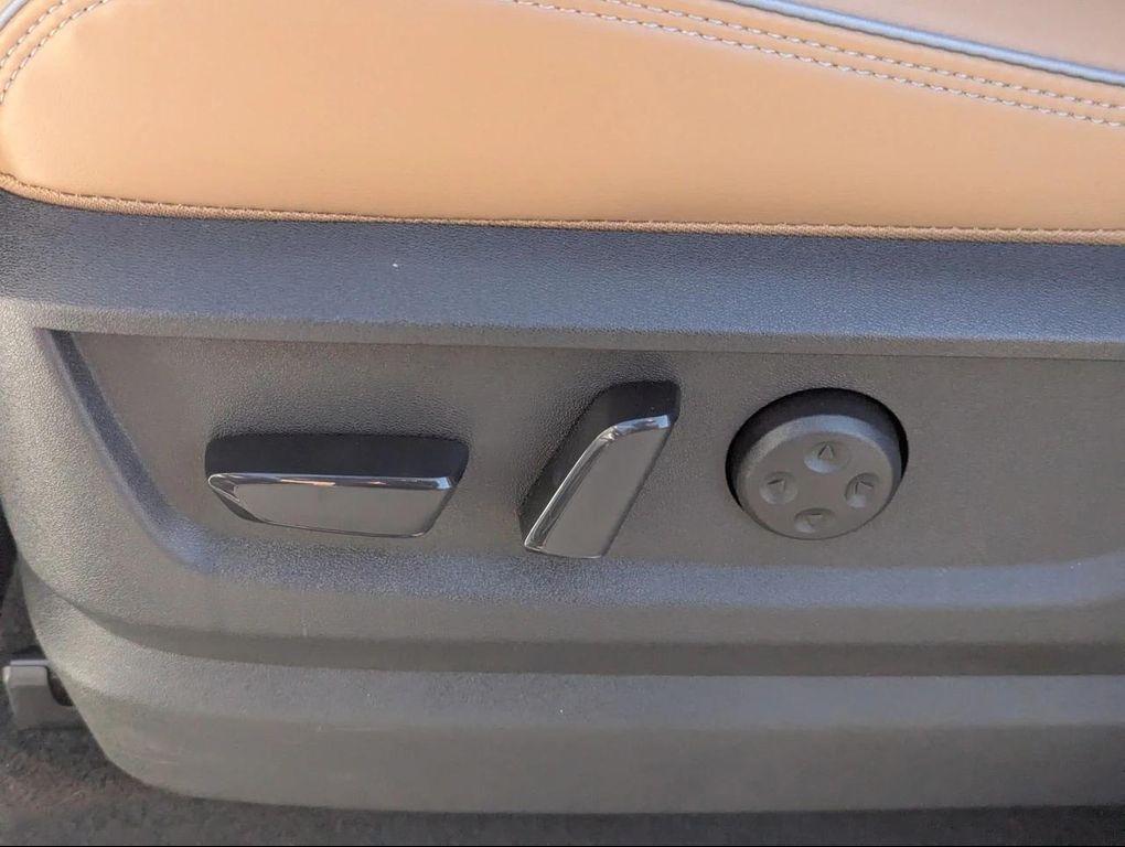 new 2026 INFINITI QX80 car, priced at $98,480