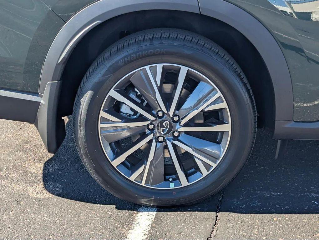 new 2026 INFINITI QX60 car, priced at $61,690