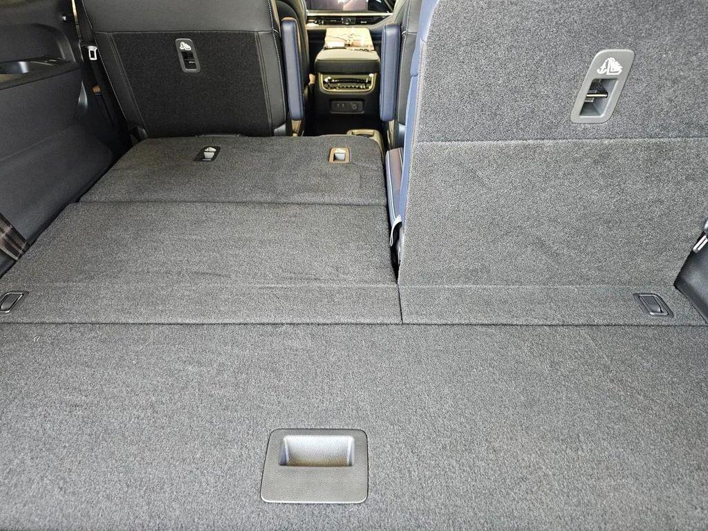 new 2026 INFINITI QX80 car, priced at $106,320