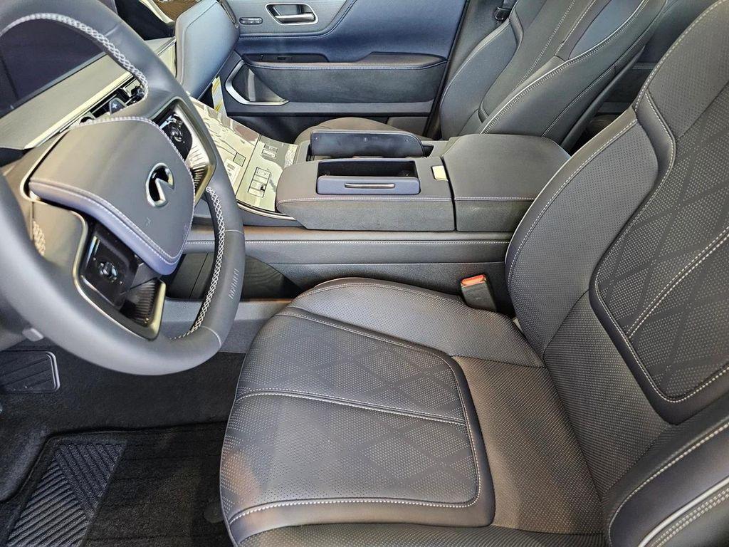 new 2026 INFINITI QX80 car, priced at $106,320