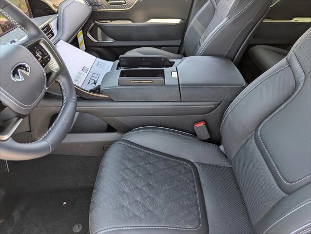new 2025 INFINITI QX80 car, priced at $112,590
