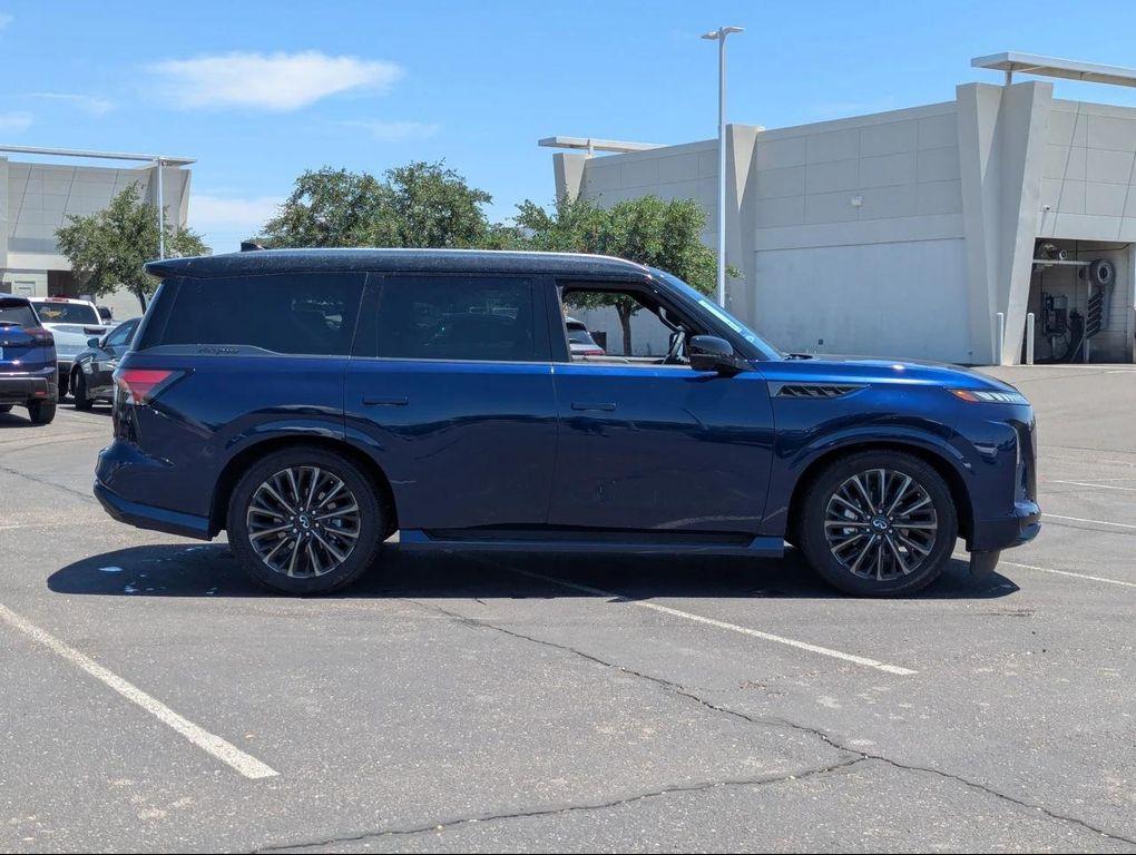 new 2025 INFINITI QX80 car, priced at $108,090