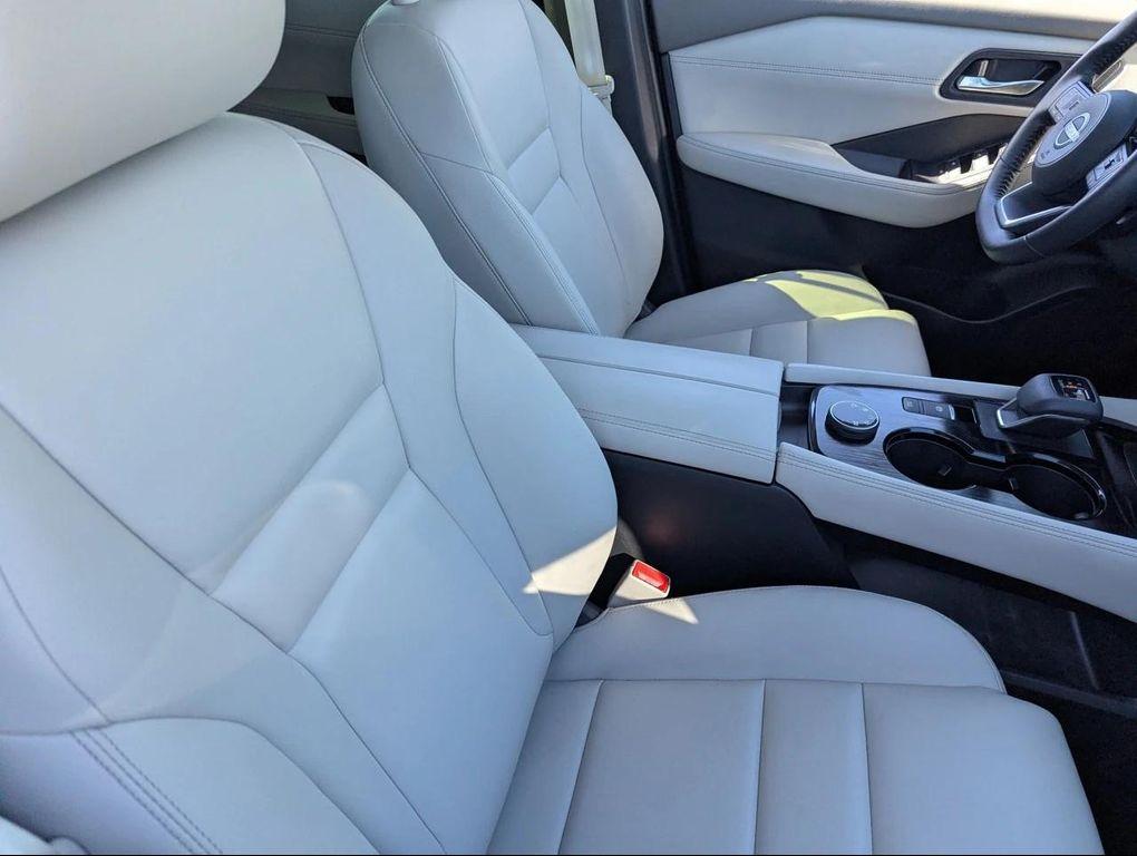 used 2023 Nissan Rogue car, priced at $25,559